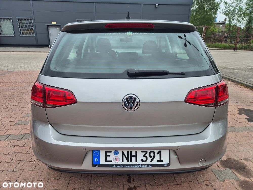 Volkswagen Golf 1.2 TSI BlueMotion Technology Cup - 6