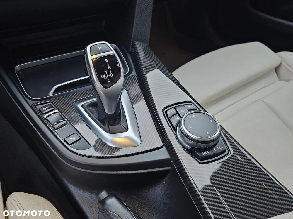 BMW Seria 4 428i Gran Coupe xDrive Sport Line - 16