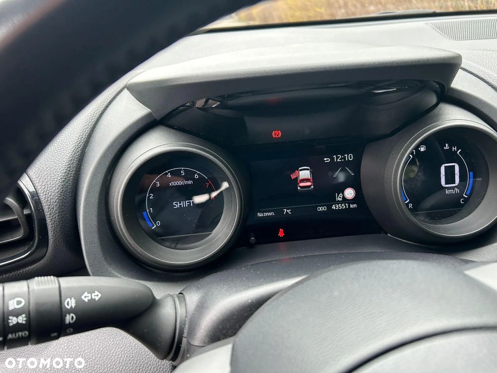 Toyota Yaris 1.5 Comfort - 8