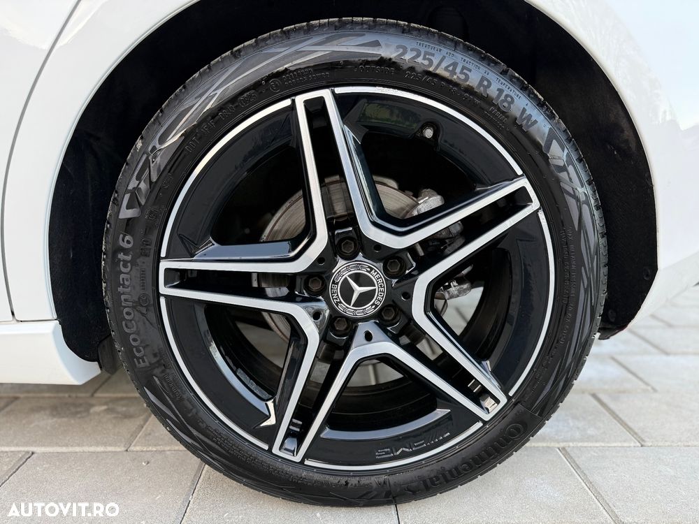 Mercedes-Benz A 180 d 7G-DCT AMG Line - 26