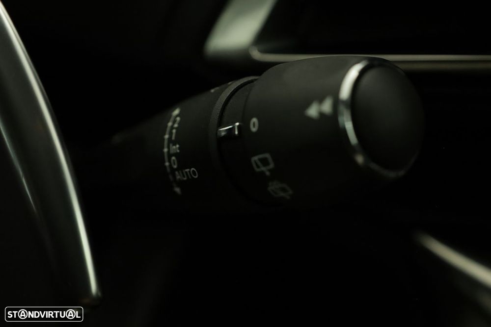 Peugeot 3008 1.6 Hybrid Allure e-EAT8 - 18