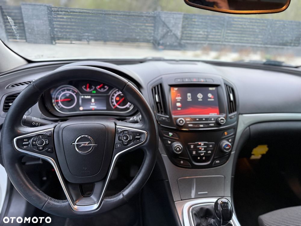 Opel Insignia 2.0 CDTI Cosmo S&S - 9