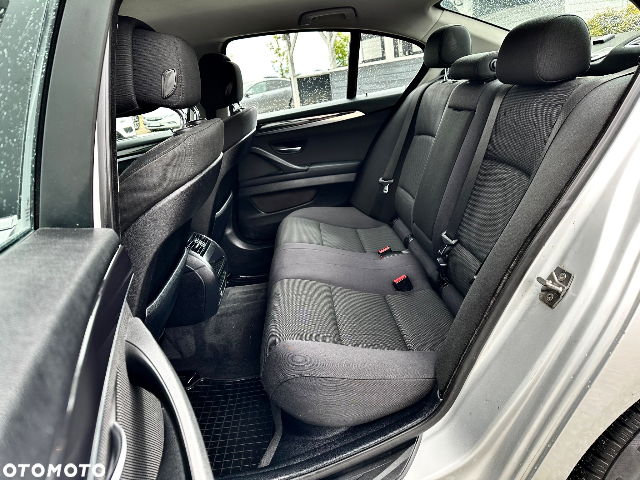 BMW Seria 5 520d - 22