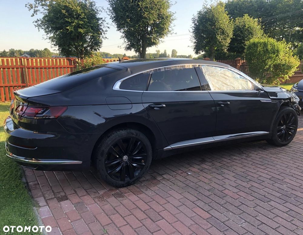 Volkswagen Arteon 2.0 TDI SCR Essence - 4
