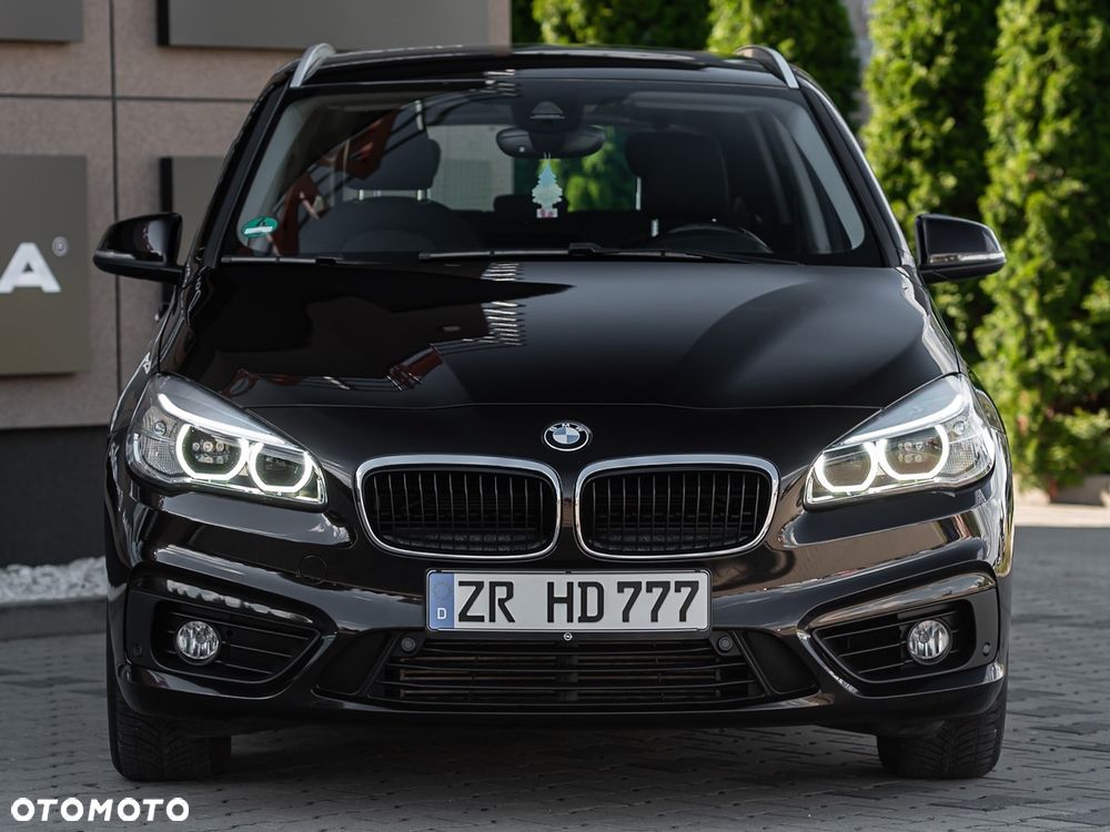 BMW Seria 2 218i - 4