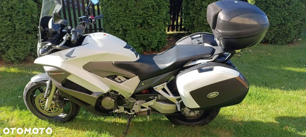 Honda VFR - 32