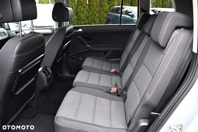 Volkswagen Touran 2.0 TDI BMT Highline DSG - 22