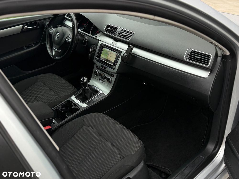 Volkswagen Passat 2.0 TDI 4Mot Highline - 8