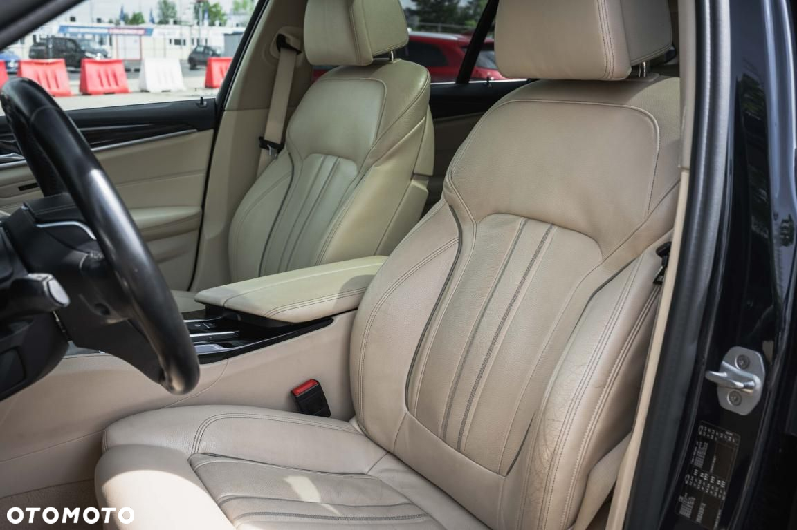 BMW Seria 5 - 14