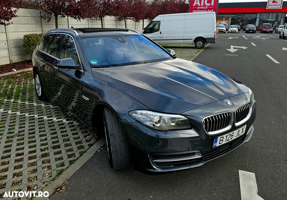 BMW Seria 5 520d Touring Aut. - 2