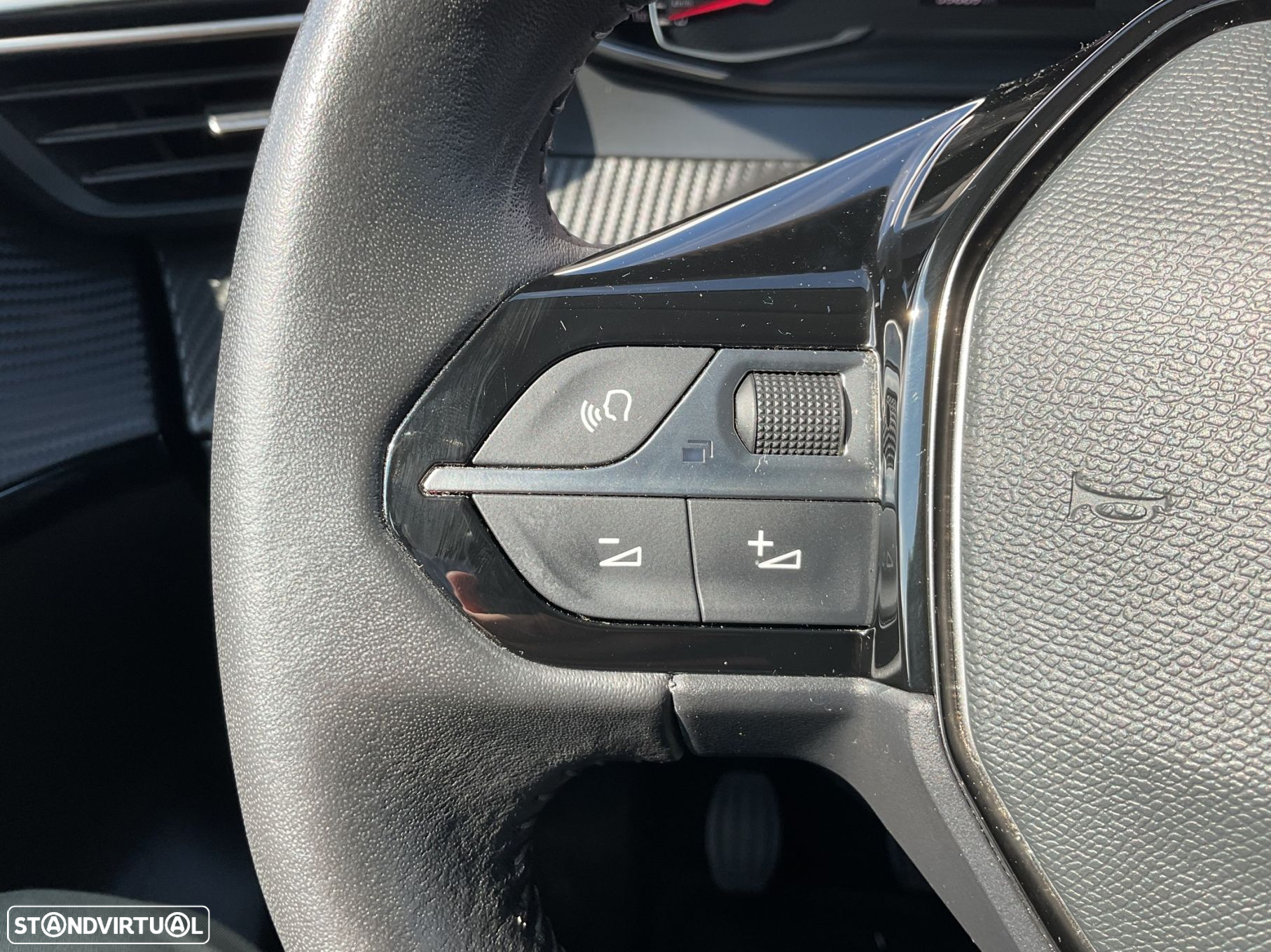 Peugeot 208 1.2 PureTech Active - 38
