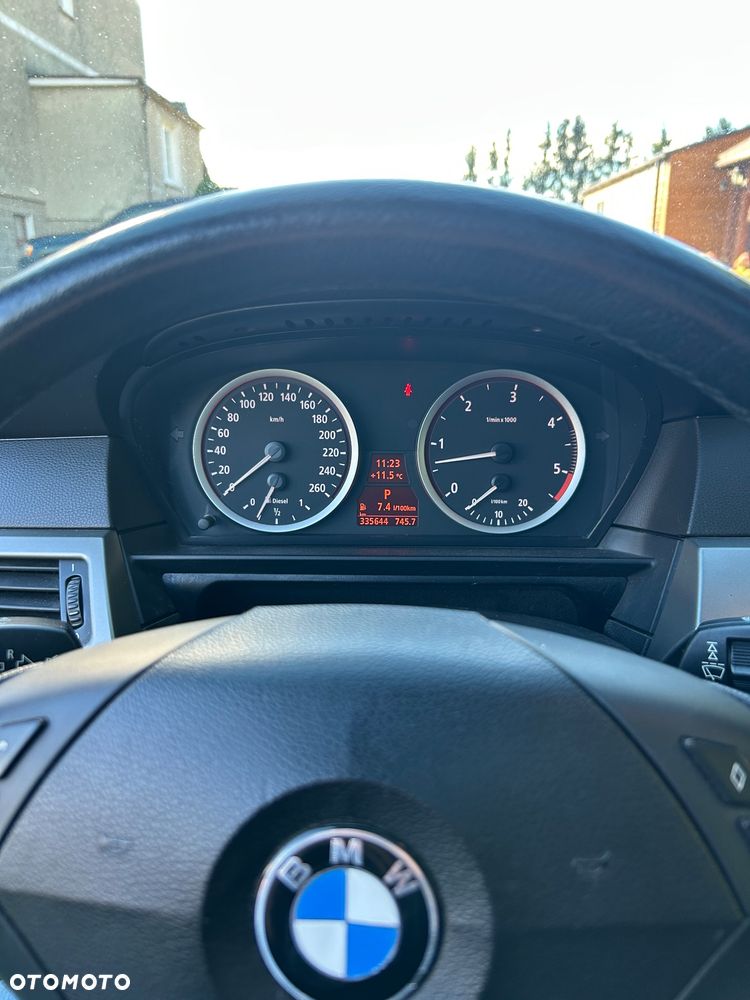 BMW Seria 5 - 12