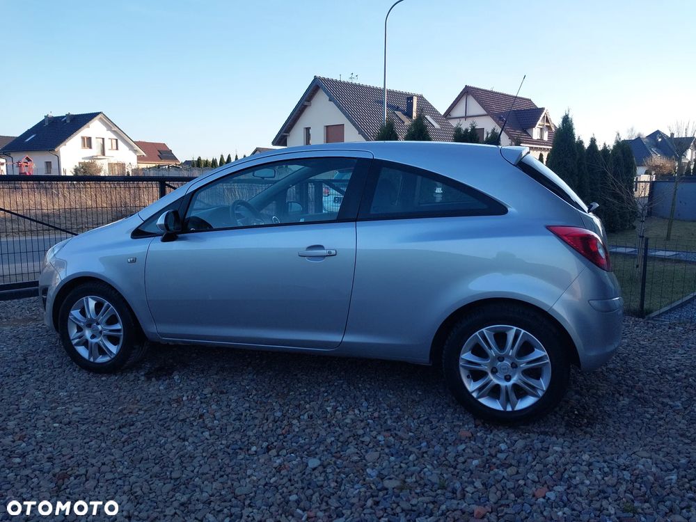Opel Corsa - 6