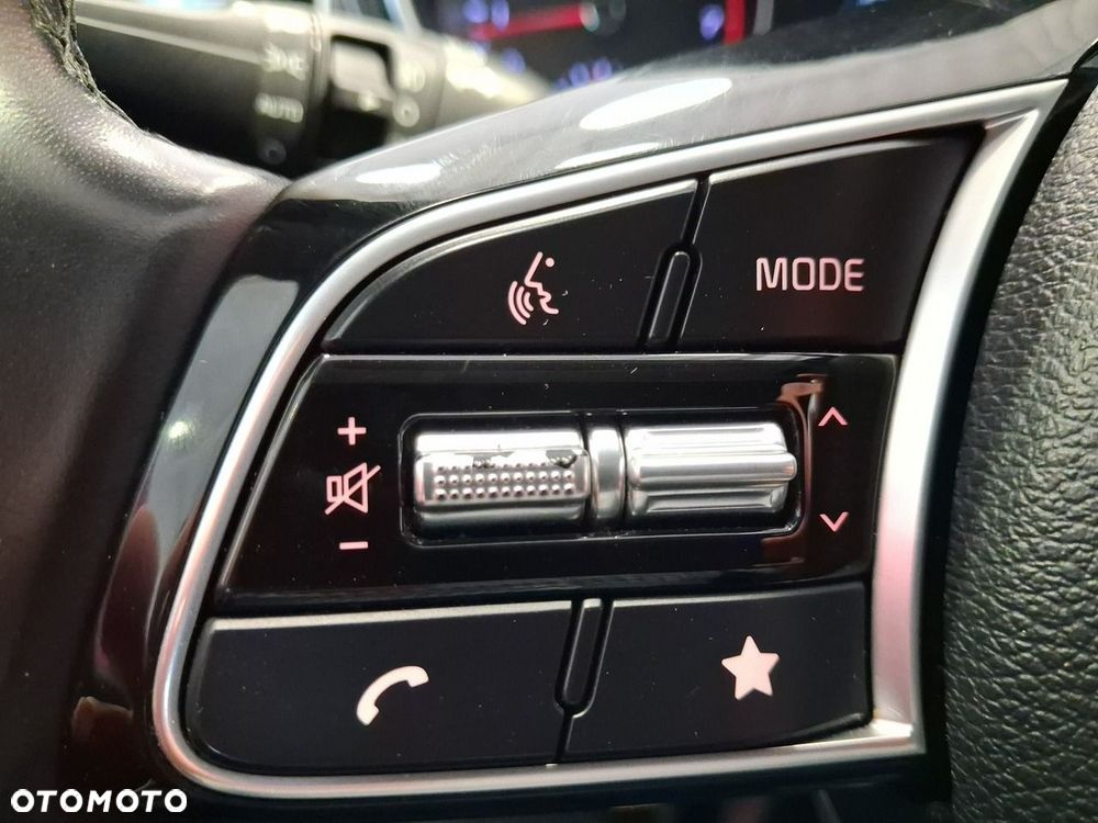 Kia XCeed - 19