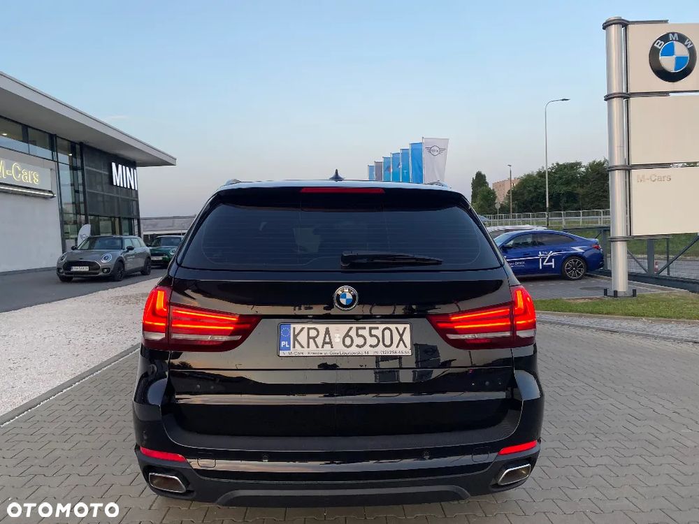 BMW X5 xDrive30d - 23