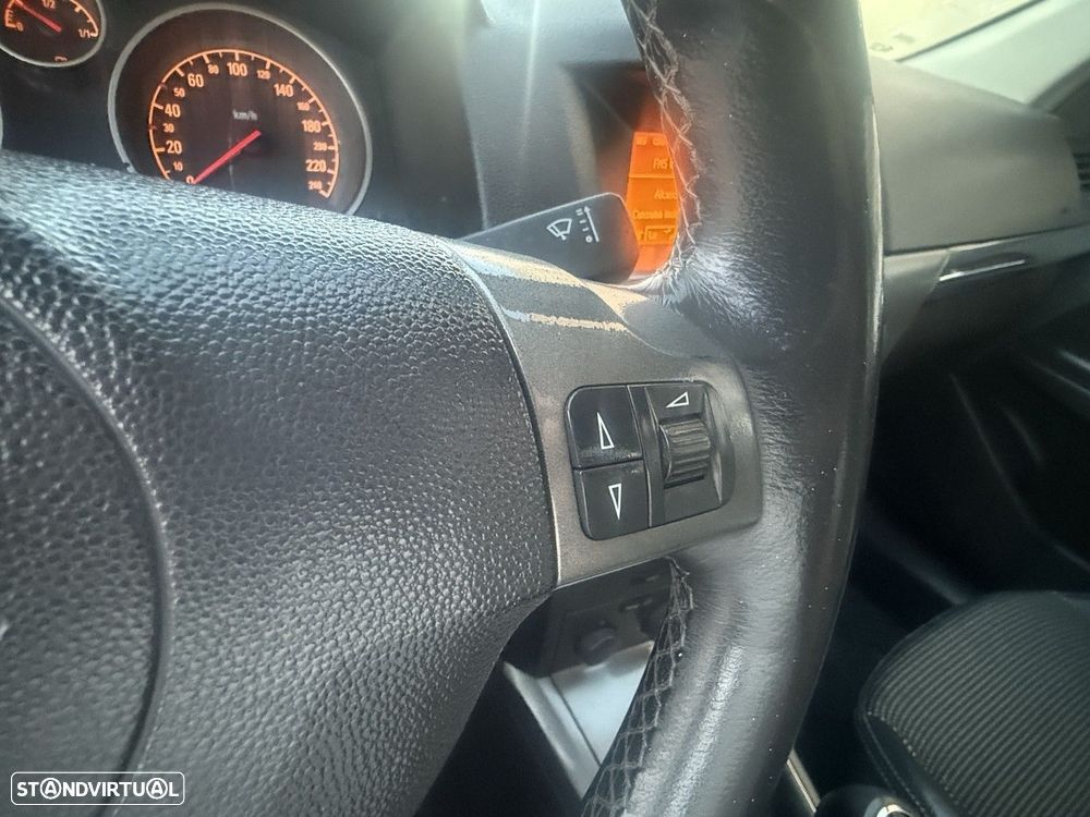 Opel Astra 1.7 CDTI Cosmo M5 - 22