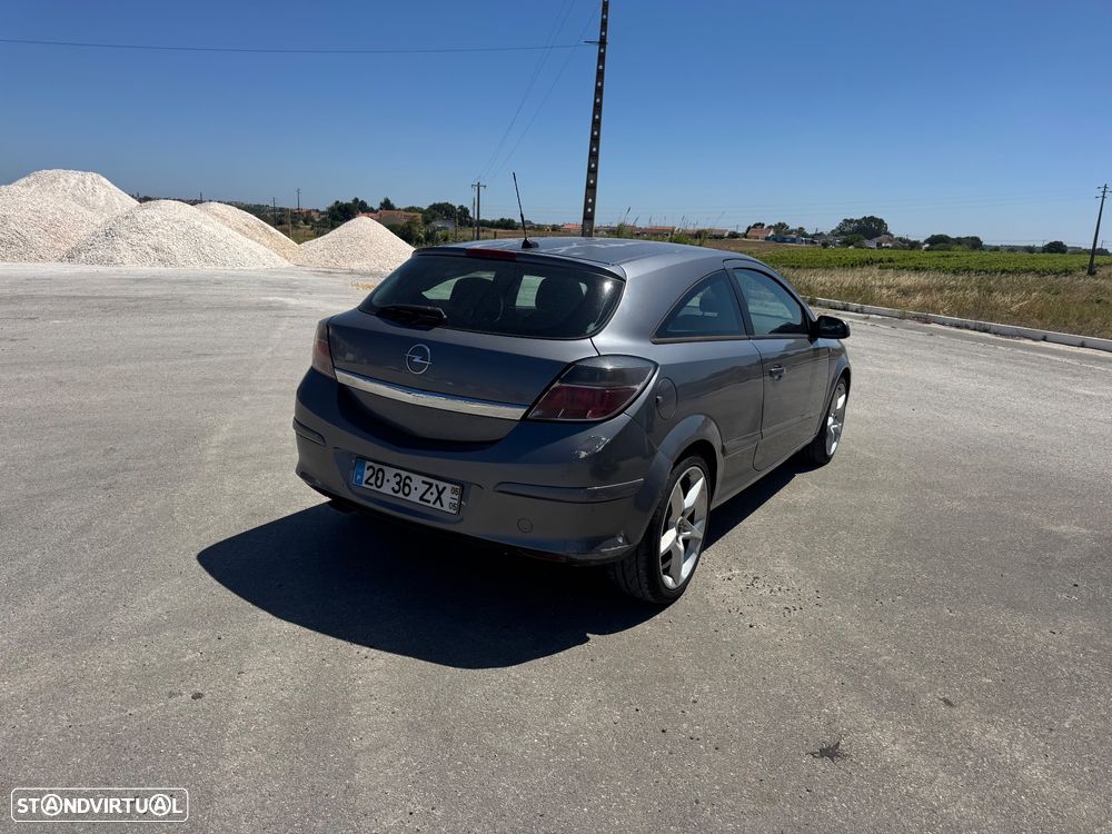 Opel Astra GTC 1.9 CDTI - 5