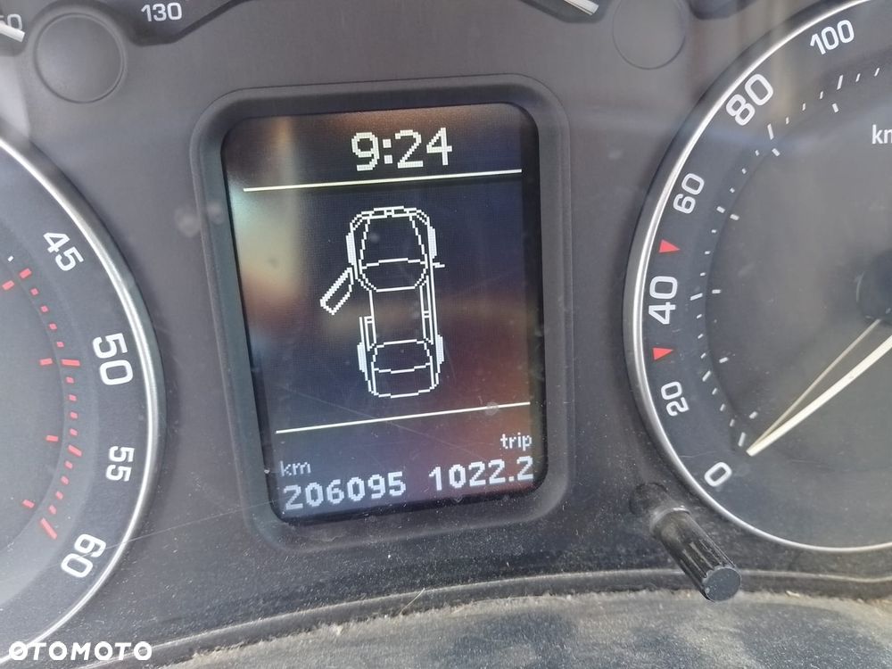 Skoda Octavia 2.0 TDI DPF Ambiente 4x4 - 11