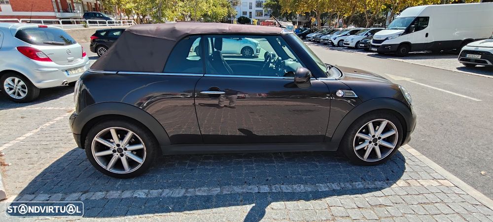 MINI Cabrio Cooper D - 8