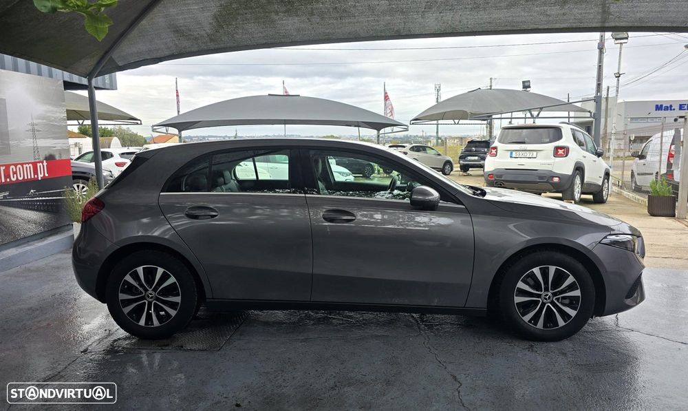 Mercedes-Benz A 200 - 4