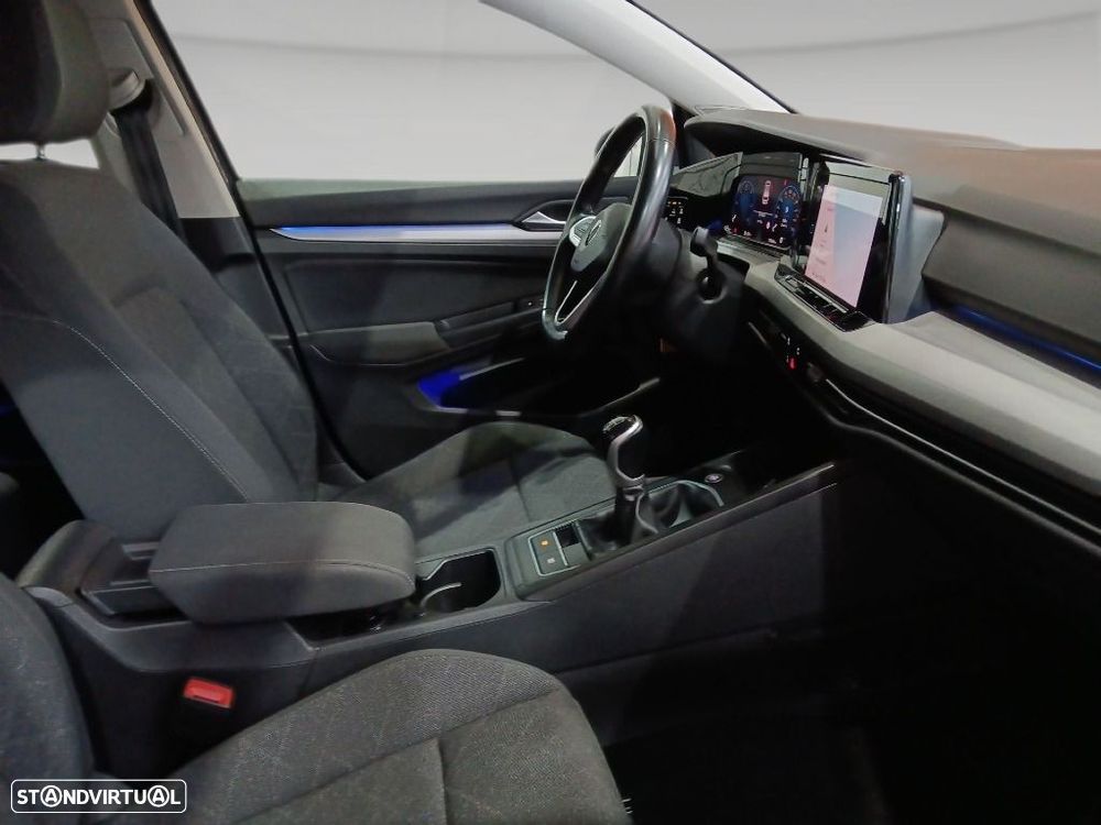 VW Golf 2.0 TDI Life - 16