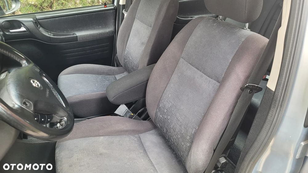 Opel Zafira 1.8 16V Elegance - 12