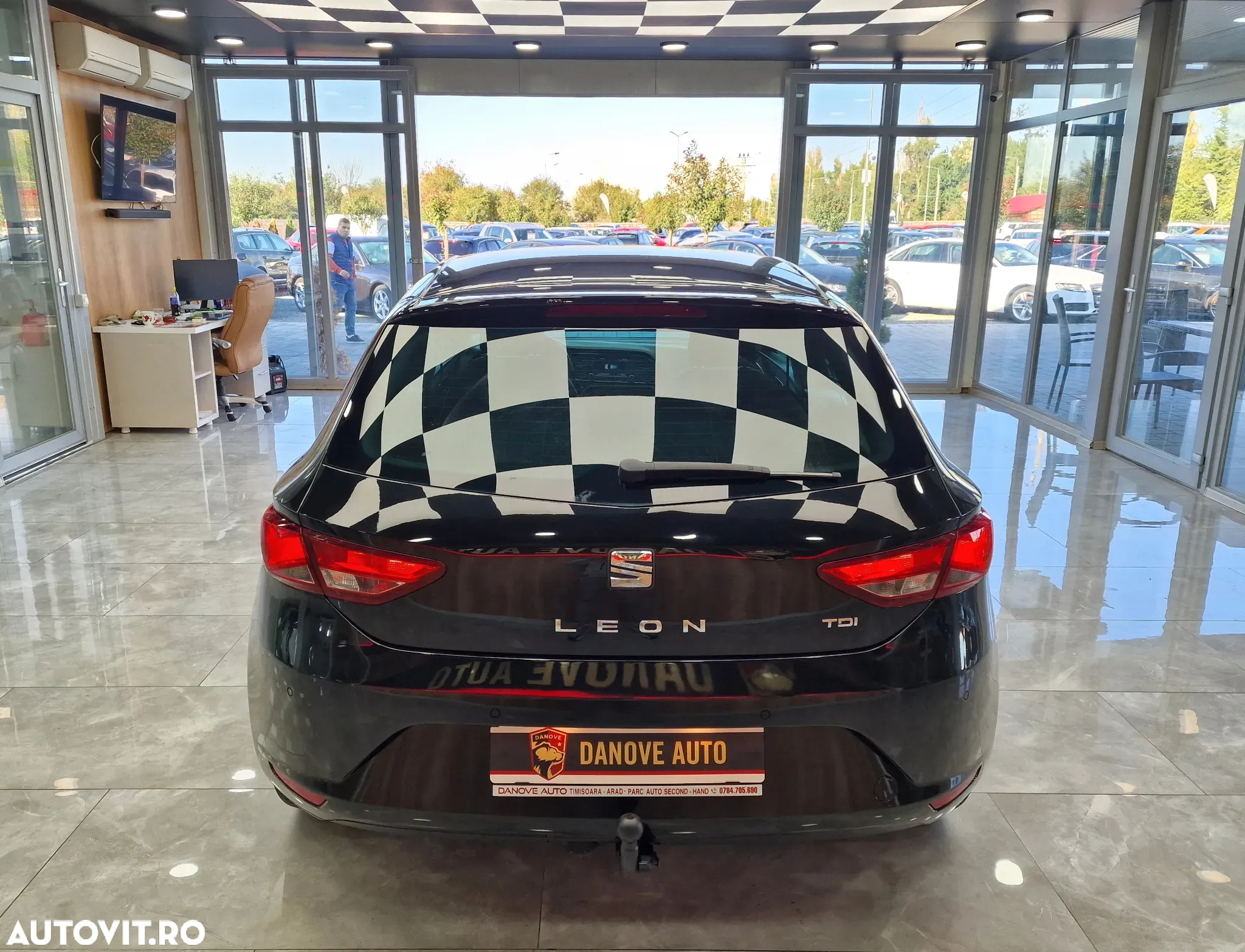 Seat Leon 2.0 TDI DPF Start&Stop Style - 11