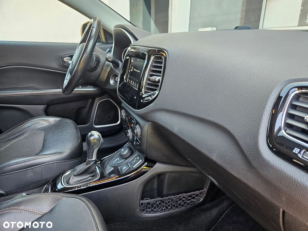 Jeep Compass 1.4 TMair Limited 4WD S&S - 20