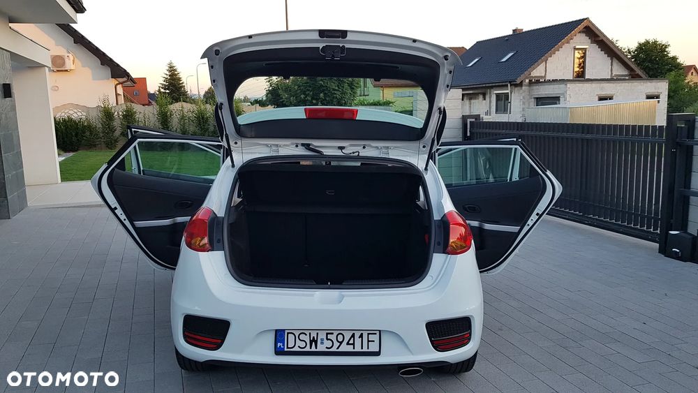 Kia Ceed 1.4 M - 34