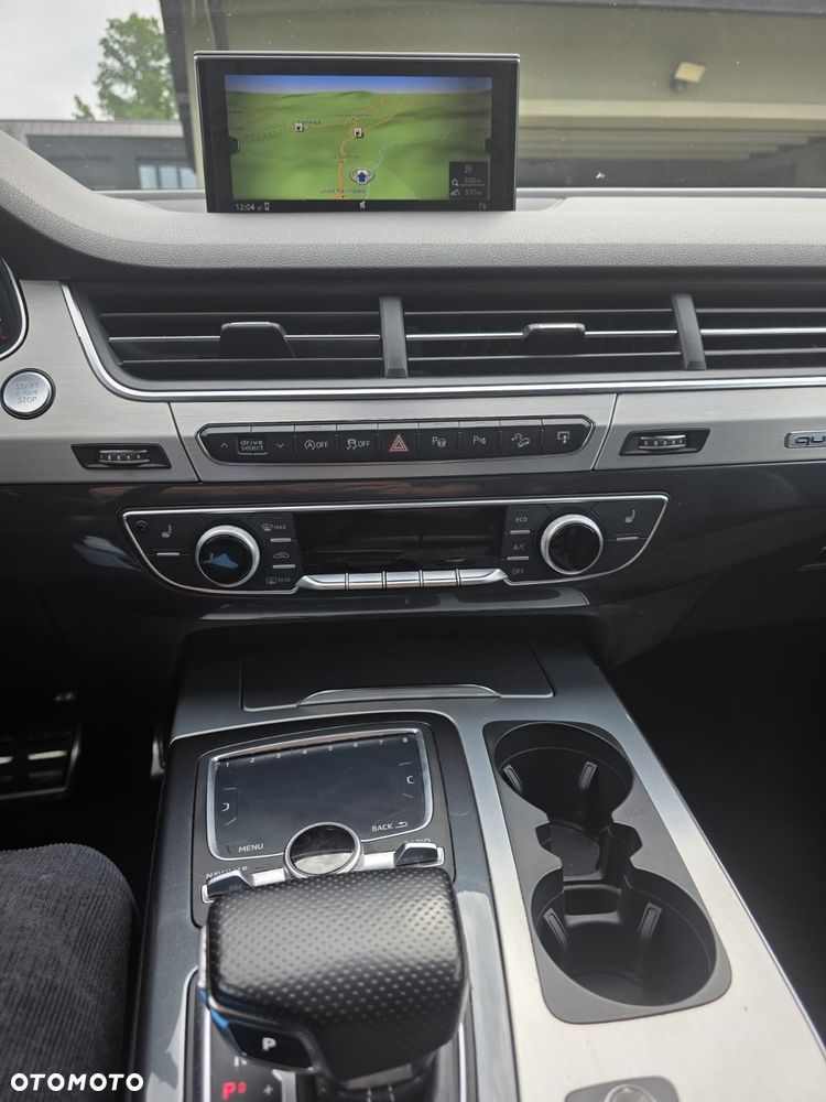 Audi Q7 - 8