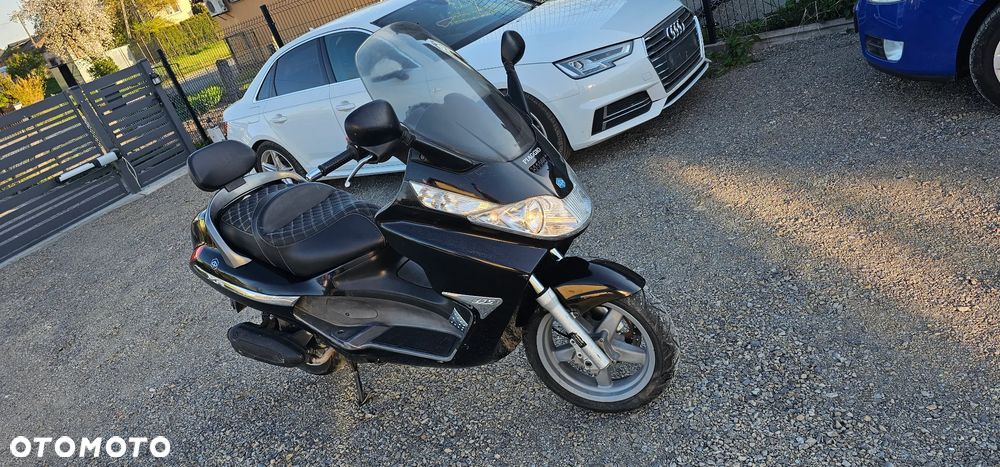 Piaggio X8 - 1