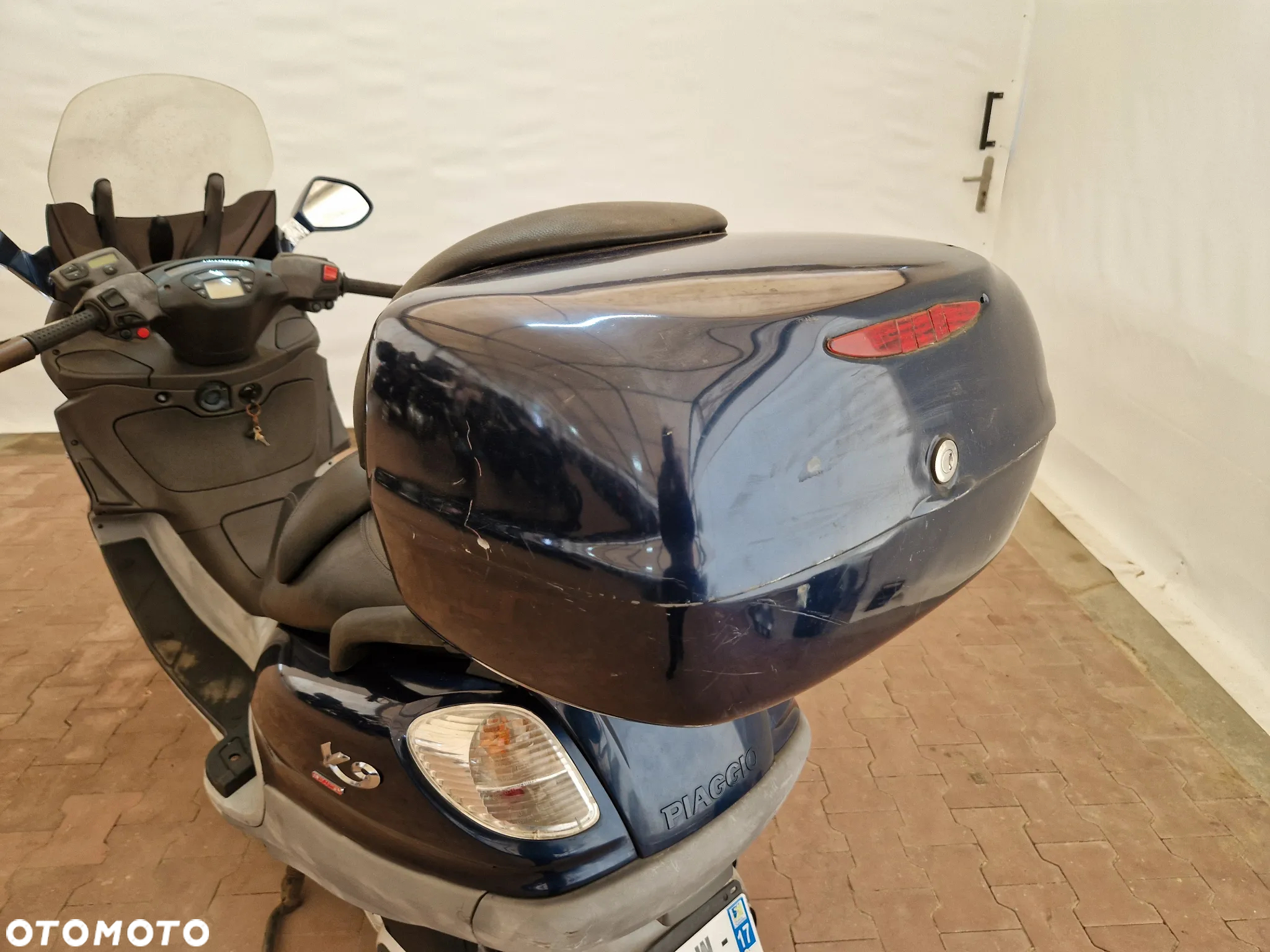Piaggio X9 - 24