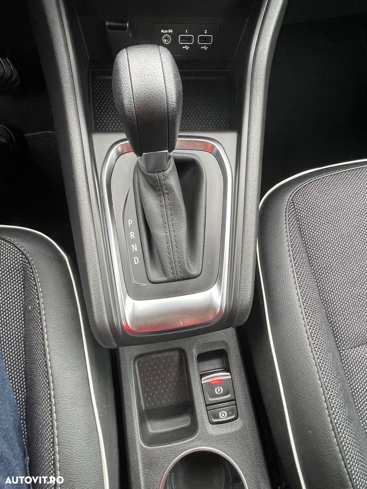 Renault Captur MHEV 140 EDC Techno - 10