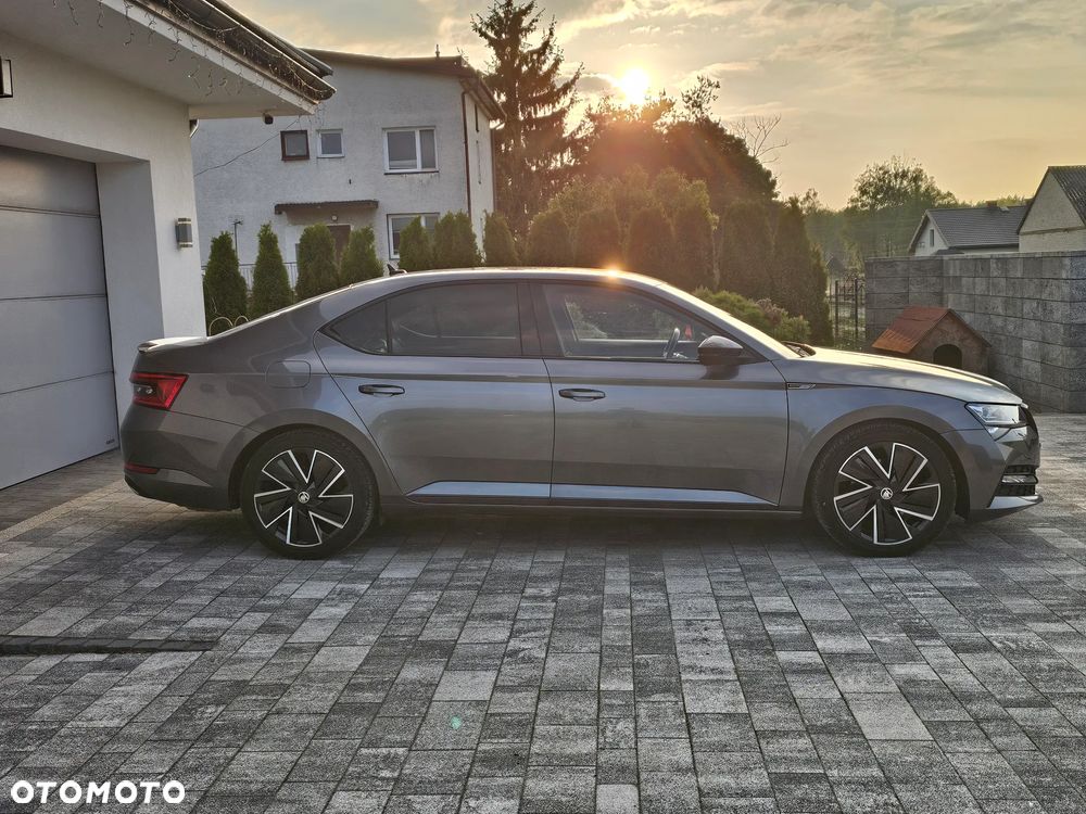 Skoda Superb 2.0 TSI Sportline DSG - 5