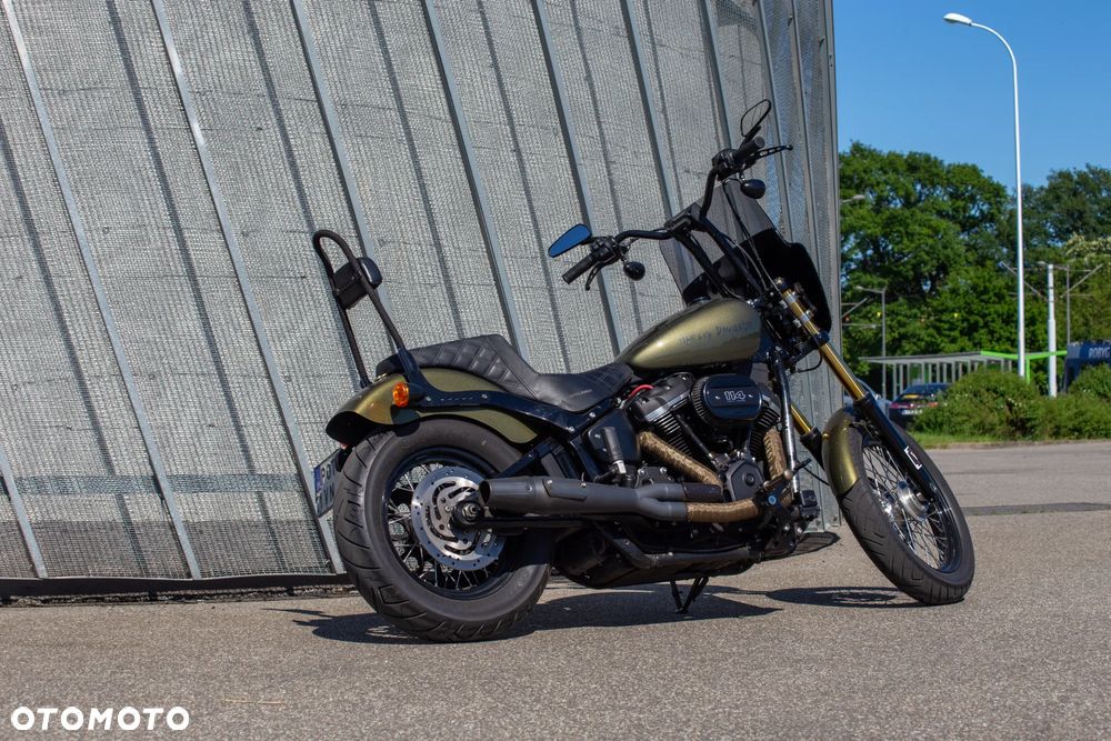 Harley-Davidson Softail Street Bob - 3