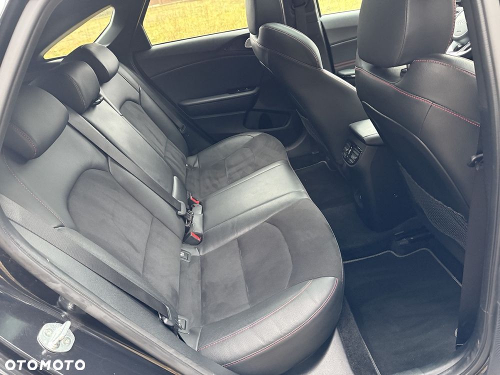 Kia ProCeed 1.6 T-GDI DCT7 OPF GT - 12