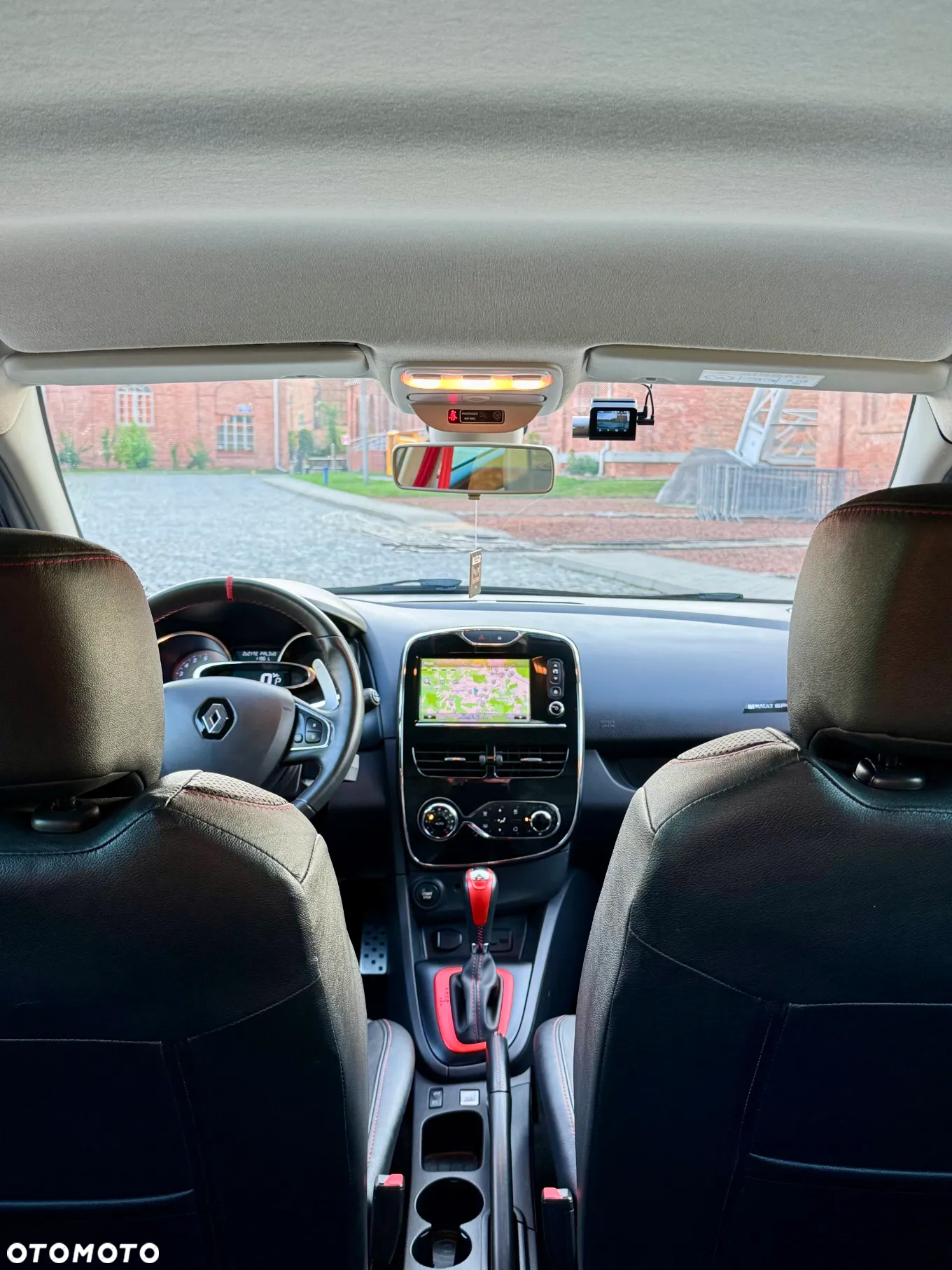 Renault Clio 1.6 R.S.Trophy 220 EDC - 21