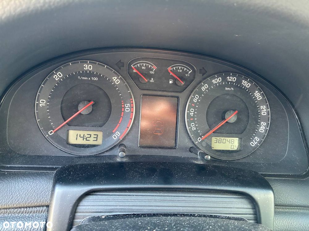 Skoda Superb 2.5 TDI Elegance - 5