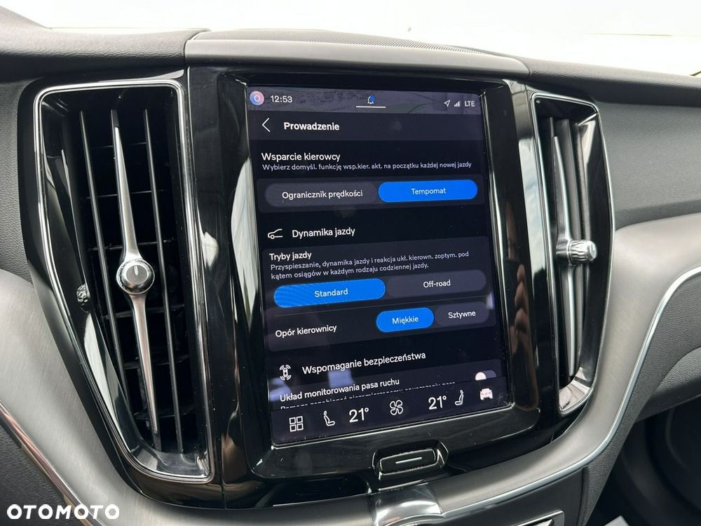 Volvo XC 60 B4 D Core - 29