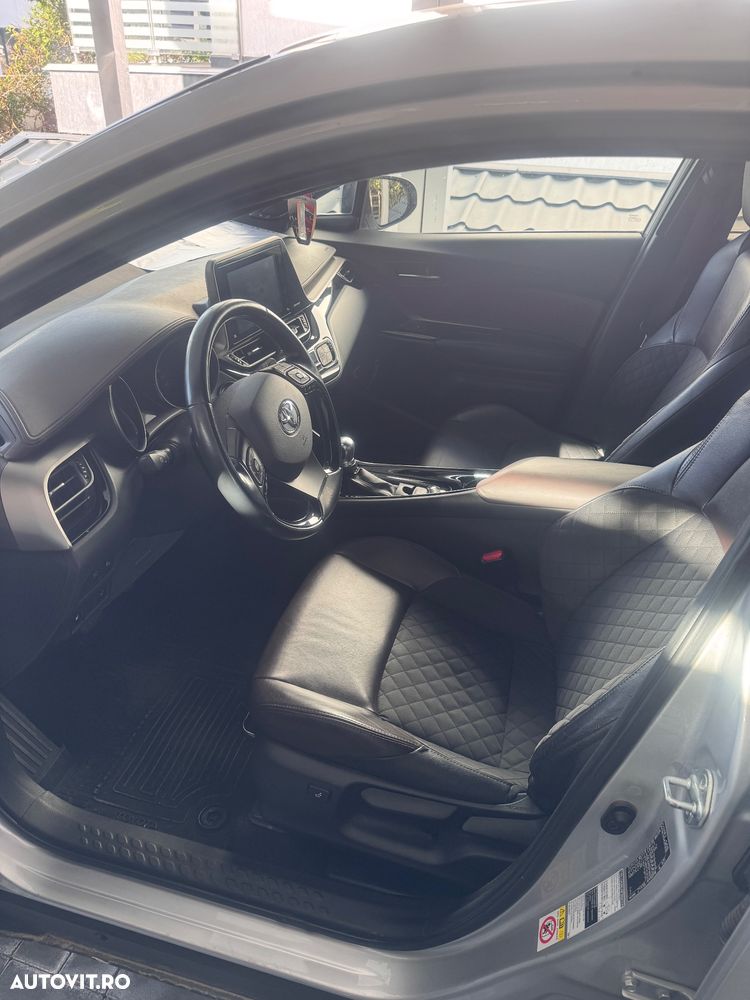 Toyota C-HR 1.8 HSD 122 CP 4x2 CVT C-lassy - 23