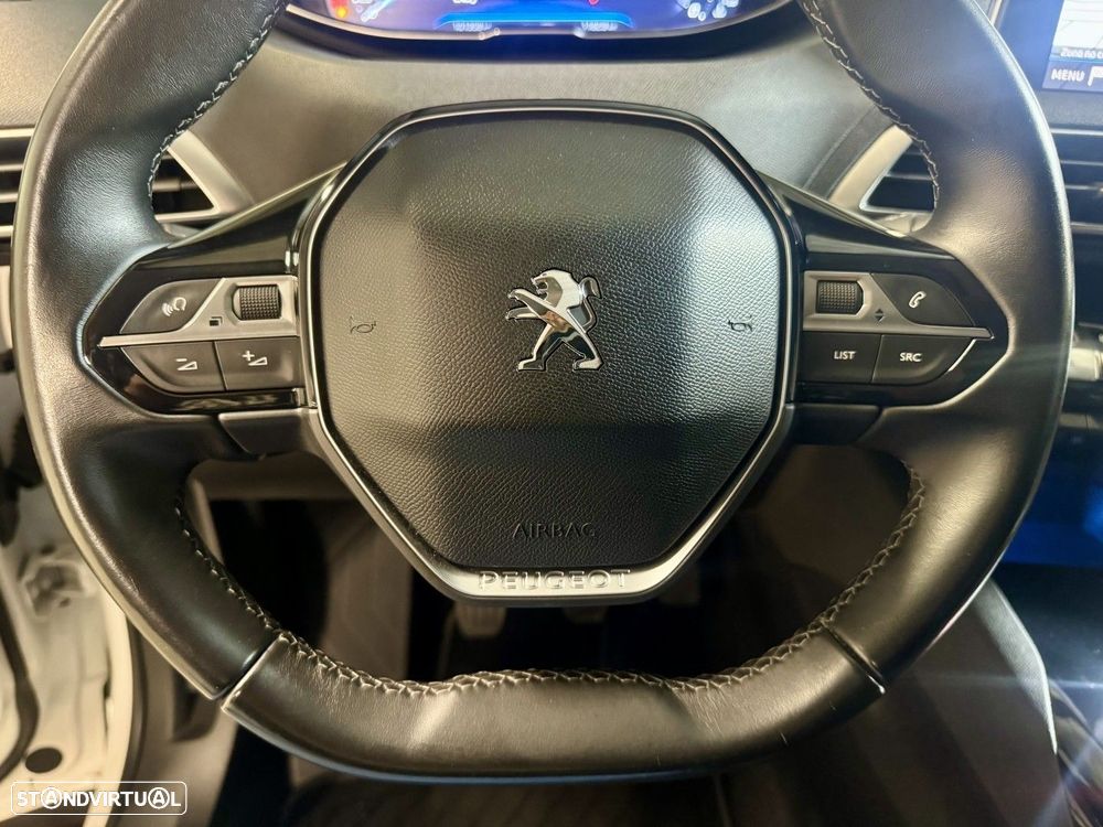 Peugeot 3008 1.2 PureTech Active Pack - 11