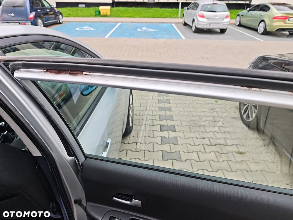 Kia Ceed - 21