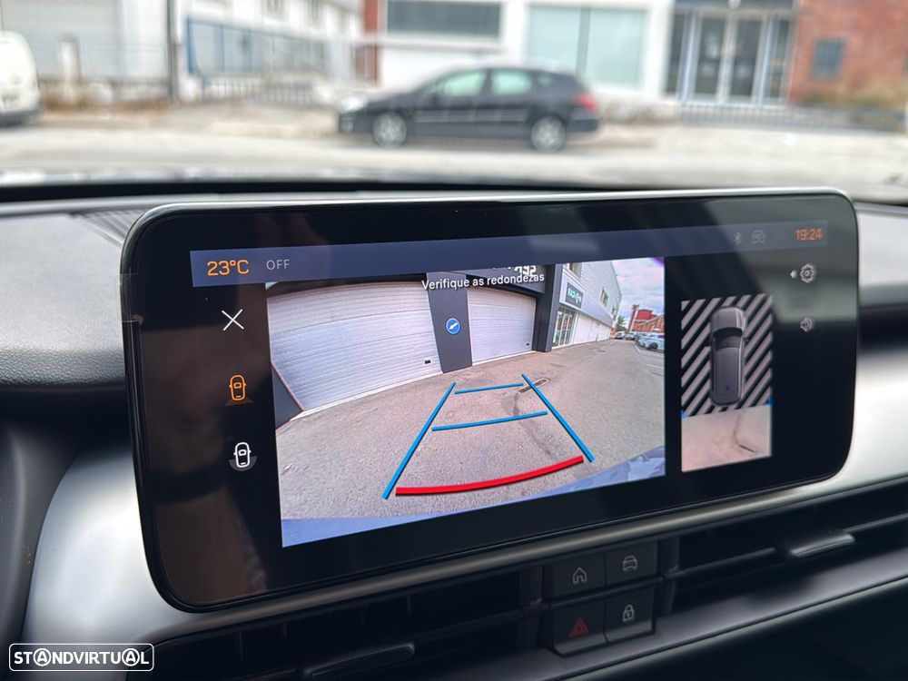 Jeep Avenger 1.2 e-Hybrid Altitude DCT - 19