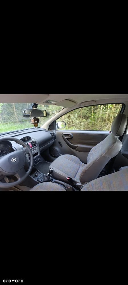 Opel Corsa - 4