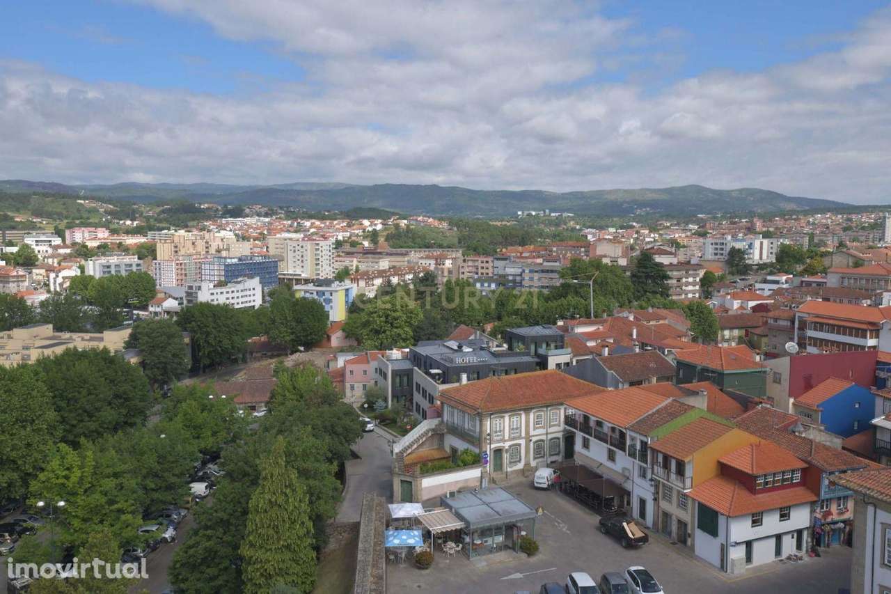 Terreno para 143 apartamentos, em Santa Maria Maior. - Grande imagem: 5/37