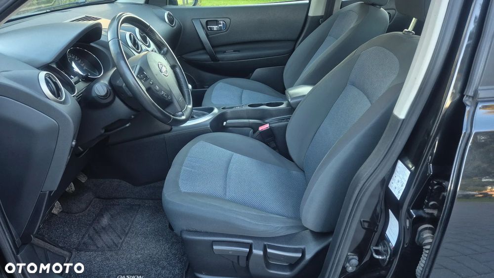 Nissan Qashqai - 11