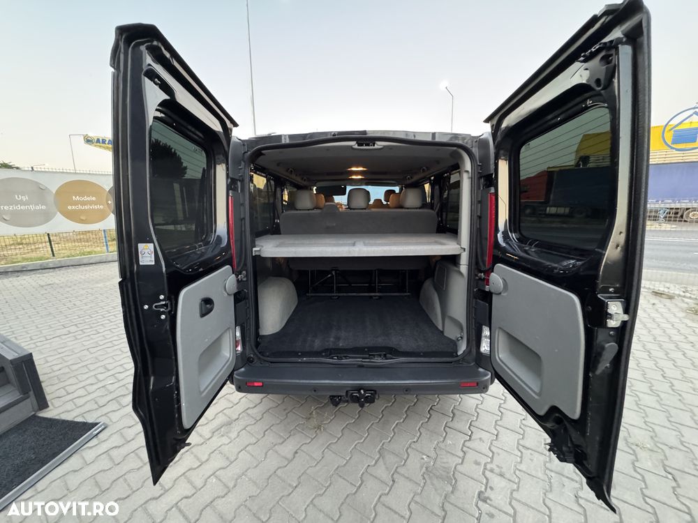 Opel Vivaro - 38