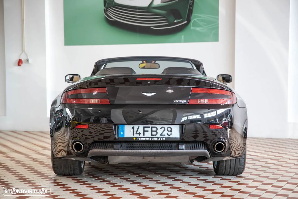 Aston Martin Vantage Coupe V8 Sportshift - 6