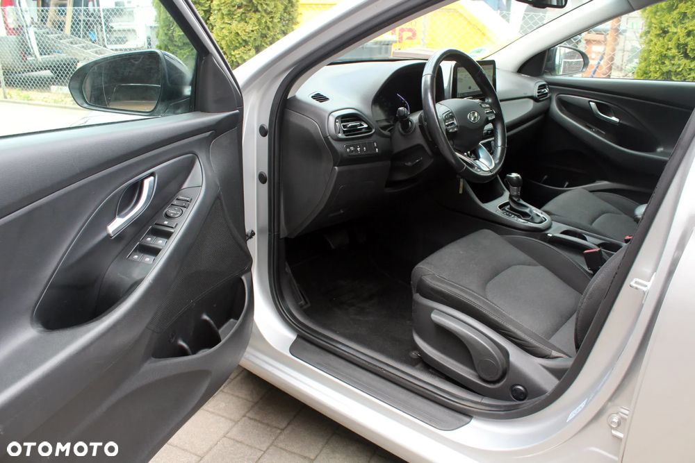 Hyundai i30 1.6 CRDI DCT EDITION 30+ - 6