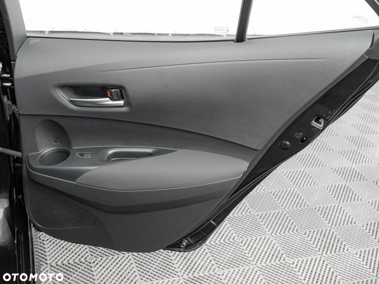 Toyota Corolla 1.8 Hybrid GPF Comfort - 30